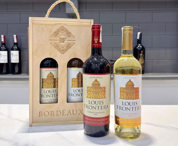 Set Quà Tặng Hộp Gỗ 2 Chai Vang Pháp Louis Frontera